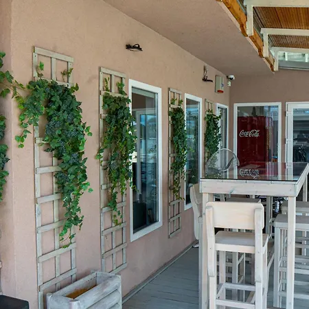 Unique River Houseboat 公寓 贝尔格莱德