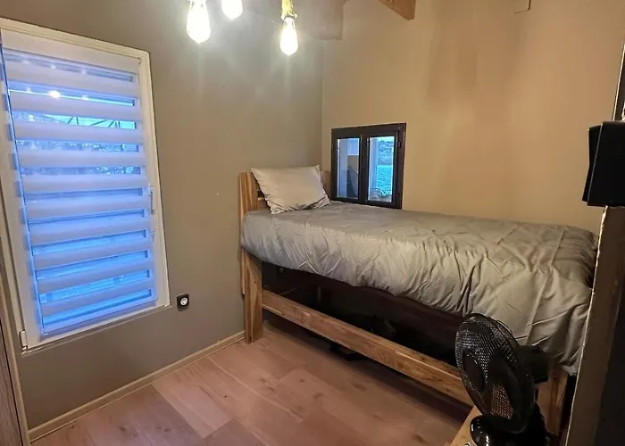 Apartment Unique River Houseboat Belgrade